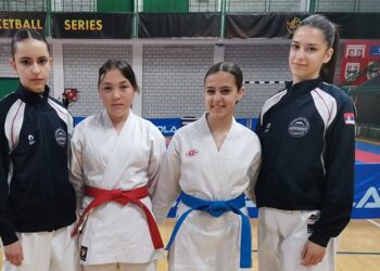 Sjajni nastupi karatistkinja iz Plandišta na Kupu Vojvodine