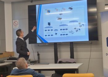 Dom omladine Vršac organizovao predavanje o svetu informacionih tehnologija