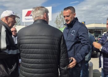 Štandovi SNS Vršac mesto susreta sa građanima