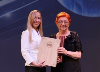 Priznanja Grada Vršca uručena Hemofarmu, direktorkama APR i RFZO i Olgi Šinković