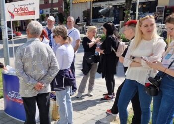 Aktivisti SNS nizom akcija kroz opštinu Bela Crkva promovišu politiku „Srbija pobeđuje“