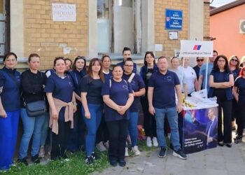 Aktivisti SNS sa narodom u Alibunaru, Banatskom Karlovcu i Ilandži