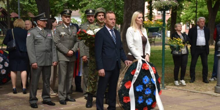 U Beloj Crkvi obeležen Dan pobede nad fašizmom (VIDEO)