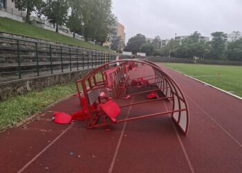 Vandalski pir na Gradskom stadionu (VIDEO)