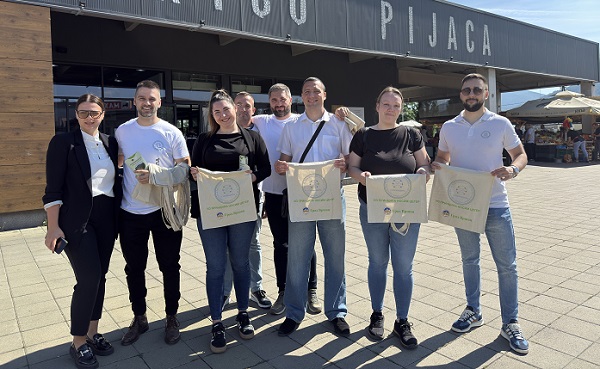 Više od 400 eko cegera podeljeno građanima na Agriko pijaci