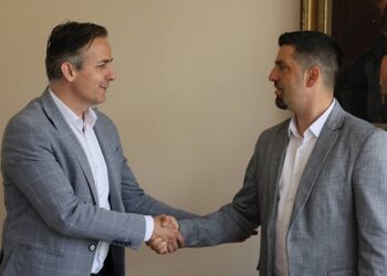 Dr Kačina posetio Narodno pozorište „Sterija“: Nova energija i ambiciozni planovi za vršački teatar