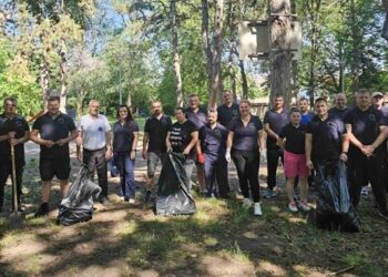 Aktivisti SNS Plandište uredili park u Rasadniku