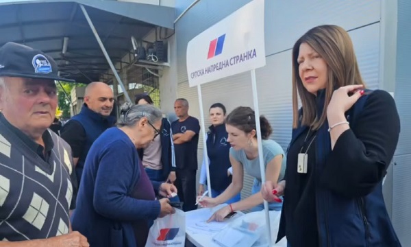 Aktivisti SNS razgovarali sa meštanima Ilandže i Banatskog Karlovca