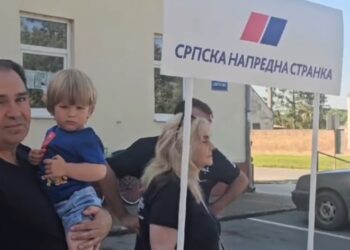 Pozitivna energija i snažna podrška u Dobrici: Aktivisti SNS Alibunar u razgovoru sa građanima