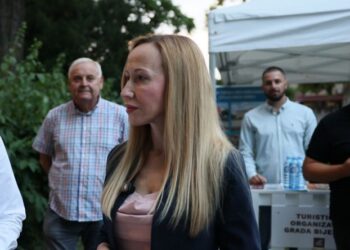 Gradonačelnica Vršca posetila vinsku manifestaciju u Gradskom parku