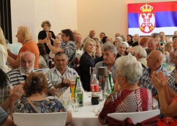 Direktor PIO Fonda Relja Ognjenović razgovarao sa vršačkim penzionerima