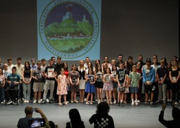 Grad Vršac nagradio najbolje učenike i studente