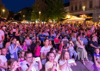 KC Vršac: Završen 27. Međunarodni festival folklora „Vršački venac“
