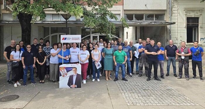 SNS organizovala stranačke štandove u Baricama i Plandištu