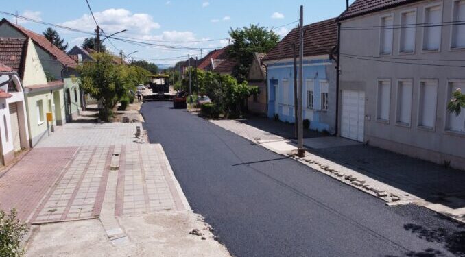 Radovi na projektu revitalizacije sedam ulica: Novi asfalt u Karađorđevoj ulici (VIDEO)