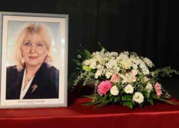 Komemoracija profesorki Ljiljani Panić-Tomašević: Vršac se oprostio od istaknutog prosvetnog radnika