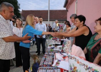 Svečano otvoreni „Dani Kuštilja 2026“: Premijerno održan dvojezični književni festival i obeležen veliki jubilej „Lumine“