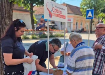 Aktivisti SNS Bela Crkva na štandovima u Kruščici, Jasenovu i Grebencu
