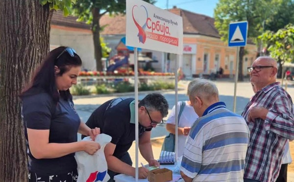 Aktivisti SNS Bela Crkva na štandovima u Kruščici, Jasenovu i Grebencu
