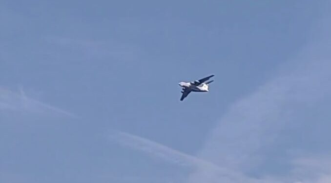 Moćni ruski IL-76TD od jutros gasi požar u Deliblatskoj peščari! (VIDEO)