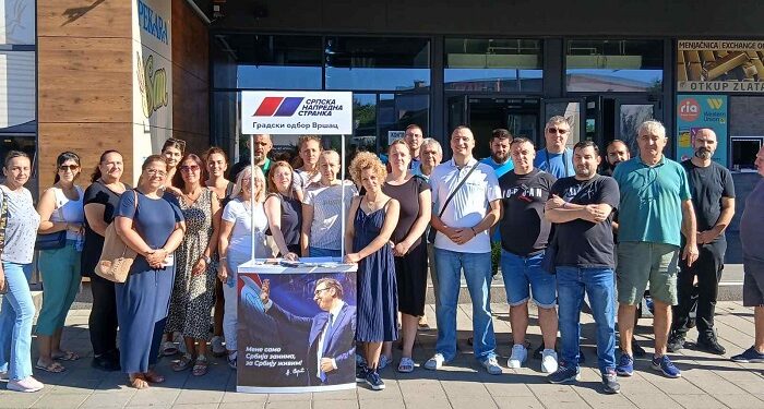 Aktivisti SNS Vršac organizovali štandove na više lokacija