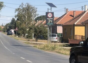 Postavljeni brzinski displeji u Plandištu