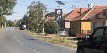 Postavljeni brzinski displeji u Plandištu
