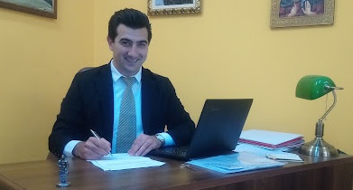 Mamin sin Vojin Lazarević