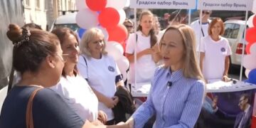 Gradonačelnica Vršca posetila štandove liste „Aleksandar Vučić – Ujedinjena Srbija“ (VIDEO)