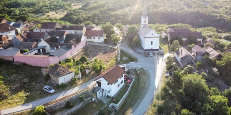 Kuće skuplje nego u Vršcu: Malo Središte na Vršačkom bregu, od čistog mira do nekretnina od 300.000 evra
