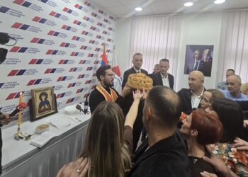 Gradski odbor SNS Vršac proslavio slavu Svetu Petku
